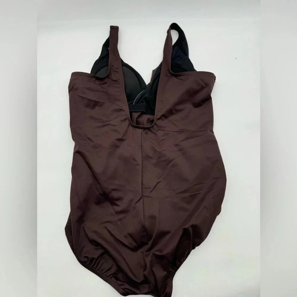 NEW Miraclesuit Circe Swimsuit One Piece size 16 B1654 - Picture 6 of 7